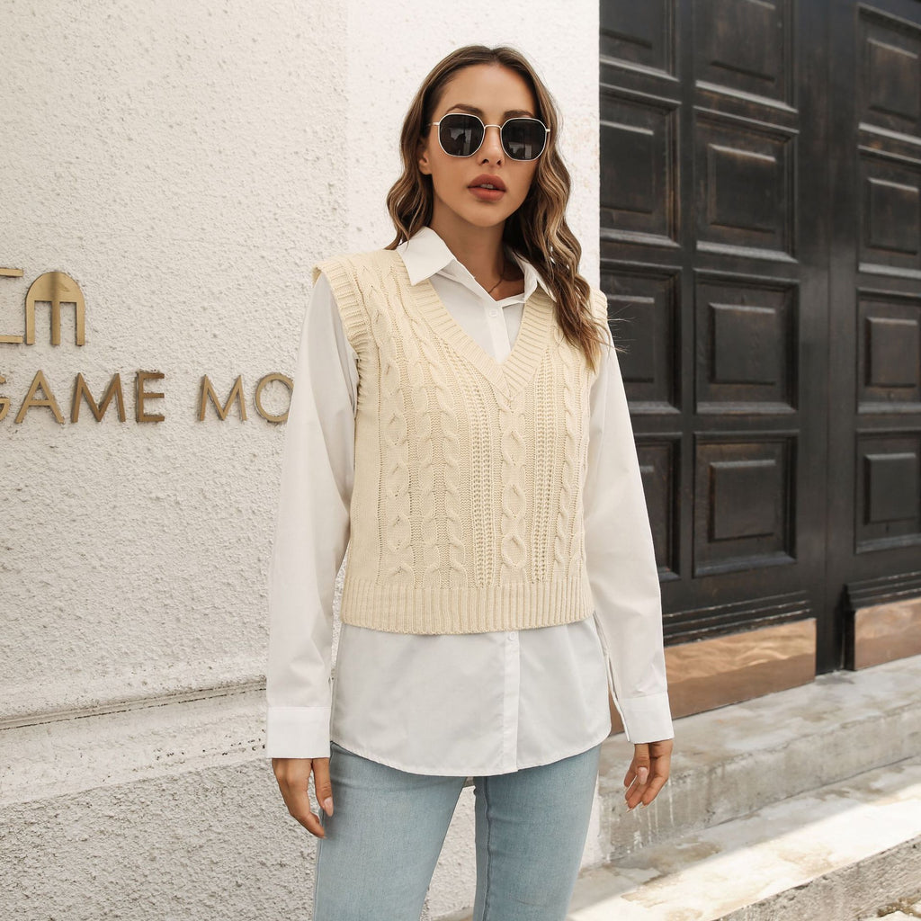 StillSerene™ Sweater Vest Women - White & Black sweater vest.
